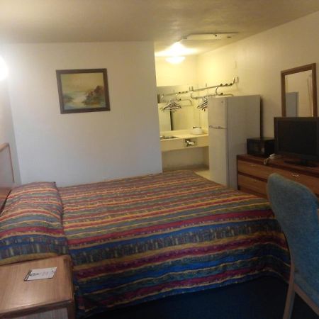 Evergreen Inn Ковина Экстерьер фото